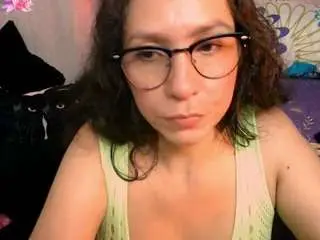 Camsoda Sex Chat of naih-reyes