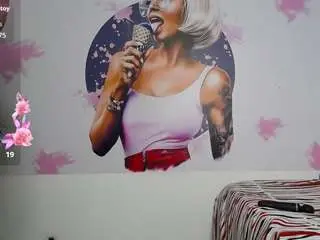 Camsoda Live Porn of valeria-martinez19