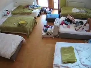 Camsoda Live Sex of voyeurcam-julmodels-bed-6