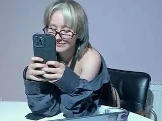 Camsoda Free Porn Cam of maechesser