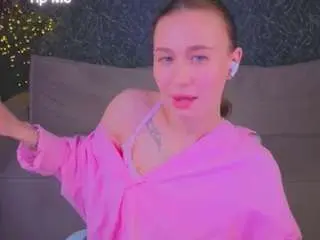 Camsoda Nude Webcam of karolina-kely