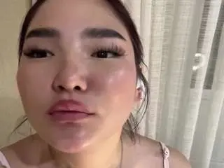 Camsoda Nude Webcam of almaschmaltz