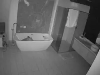 Camsoda Free Live Porn of voyeurcam-casa-salsa-bathroom-4