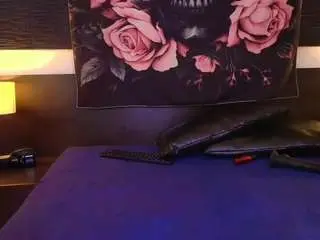 Camsoda Live Sex Cam of evaafoxxy