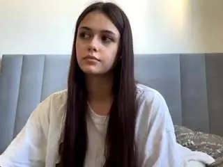 Camsoda Nude Webcam of karlynrecchia