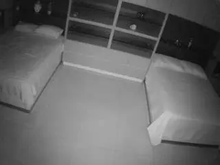 Camsoda Free Live Porn of voyeurcam-casa-salsa-versus-room