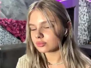Camsoda Live Sex Cam of josefinatraficante