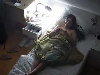 Camsoda Nude Webcam of voyeurcam-julmodels-bed-7