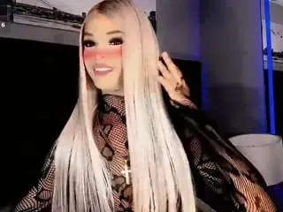 Camsoda Nude Webcam of kornylove