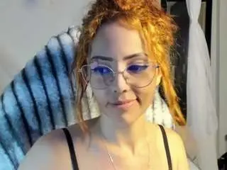 Camsoda Free Porn Cam of isabell2424