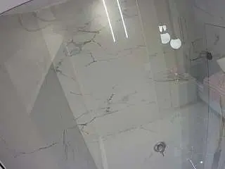 Camsoda Nude Webcam of voyeurcam-casa-salsa-bathroom-10
