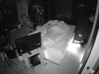 Camsoda Free Live Porn of voyeurcam-casa-salsa-disturbed