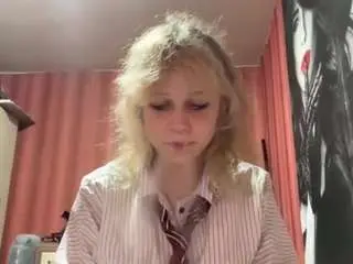 Camsoda Watch Live Sex Cams of alysestrawn