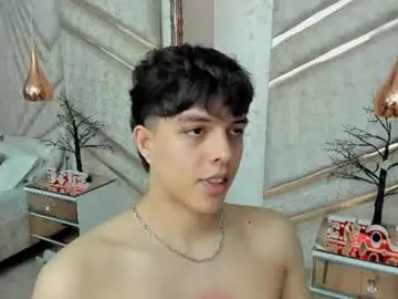 Chaturbate Watch Live Sex Cams of lucasopry