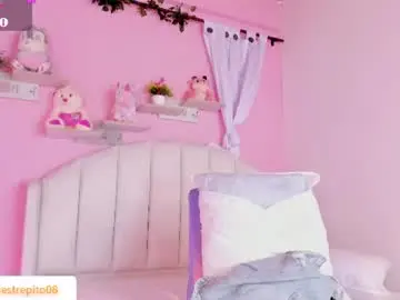 Chaturbate Watch Live Sex Cams of emily_restrepoo