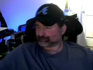Chaturbate Live Sex Cam of fuzz08