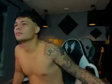 Chaturbate Best live sex cam show of mr_mois