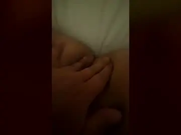 Chaturbate Free Porn Cam of laracroft22222