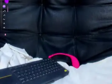Chaturbate Sex Chat of darlyhooper__