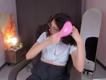 Chaturbate Nude Webcam of milky_jenny