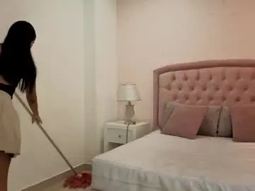 Chaturbate Live Porn of chloemoon10