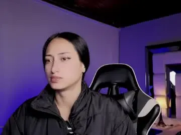 Chaturbate Free Live Porn of violetskinny