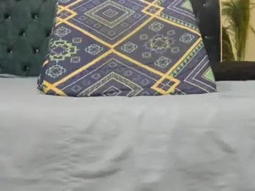 Chaturbate Nude Webcam of roxanna_0