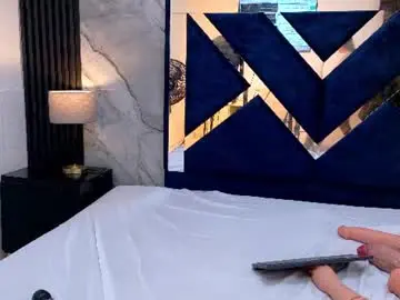 Chaturbate Live Sex Cam of karina_analdeep