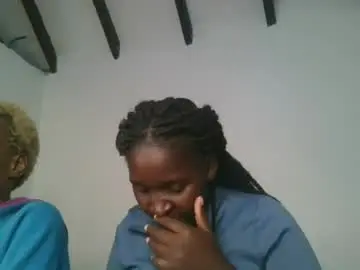 Chaturbate Live Sex Cam of royal_goddes2
