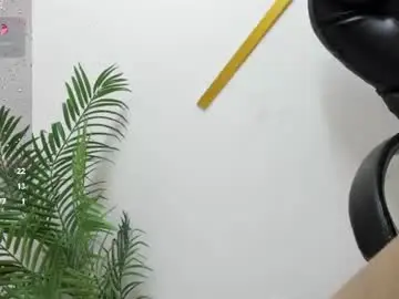 Chaturbate Free Live Porn of miranda_vegaa