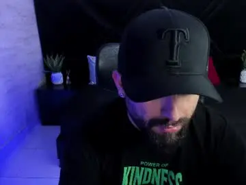 Chaturbate Live Sex Cam of jhon_bear02