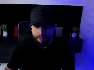 Chaturbate Free Porn Cam of jhon_bear02