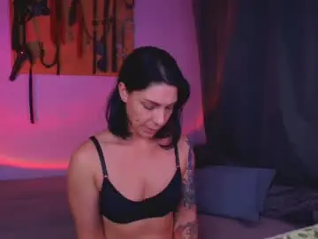Chaturbate Free Live Porn of rollamoonshine