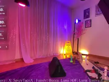 Chaturbate Live Sex of luna_luuvz