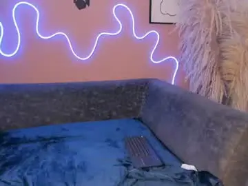 Chaturbate Sex Cam of emmawatson02