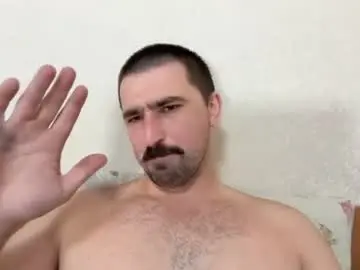 Chaturbate Live Sex Cam of hard_to_obey