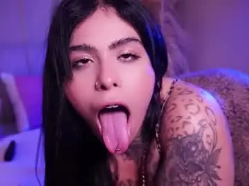 Chaturbate Best live sex cam show of curvyliciouss