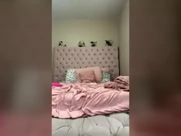Chaturbate Live Sex Cam of beautyloves