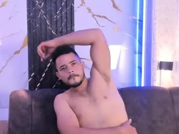 Chaturbate Nude Webcam of damian_lux69