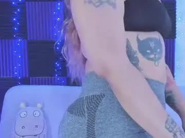 Chaturbate Free Live Porn of danna__castle