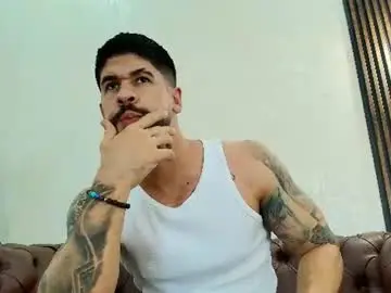 Chaturbate Adult Webcam of petesevans_1
