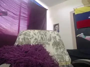 Chaturbate Nude Webcam of alma_sweet