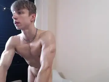 Chaturbate Live Sex Cam of marc_solo