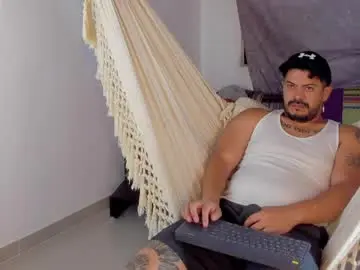 Chaturbate Live Porn of andressmith__