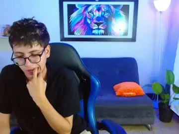 Chaturbate Private Sex Chat of alexcum_18