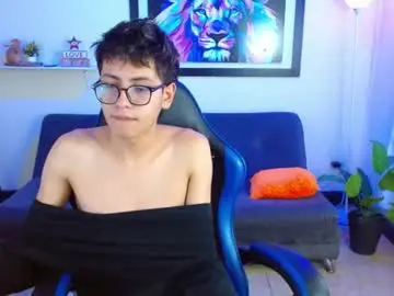 Chaturbate Live Porn of alexcum_18
