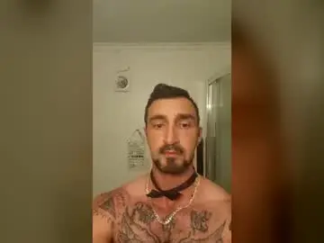 Chaturbate Live Porn of benhard90
