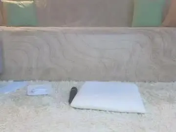Chaturbate Live Sex Cam of lisa_art