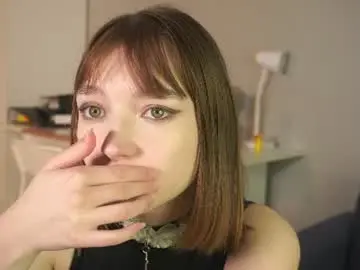 Chaturbate Live Sex Cam of leyla_grace