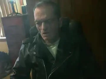 Chaturbate Watch Live Sex Cams of leathergreaser